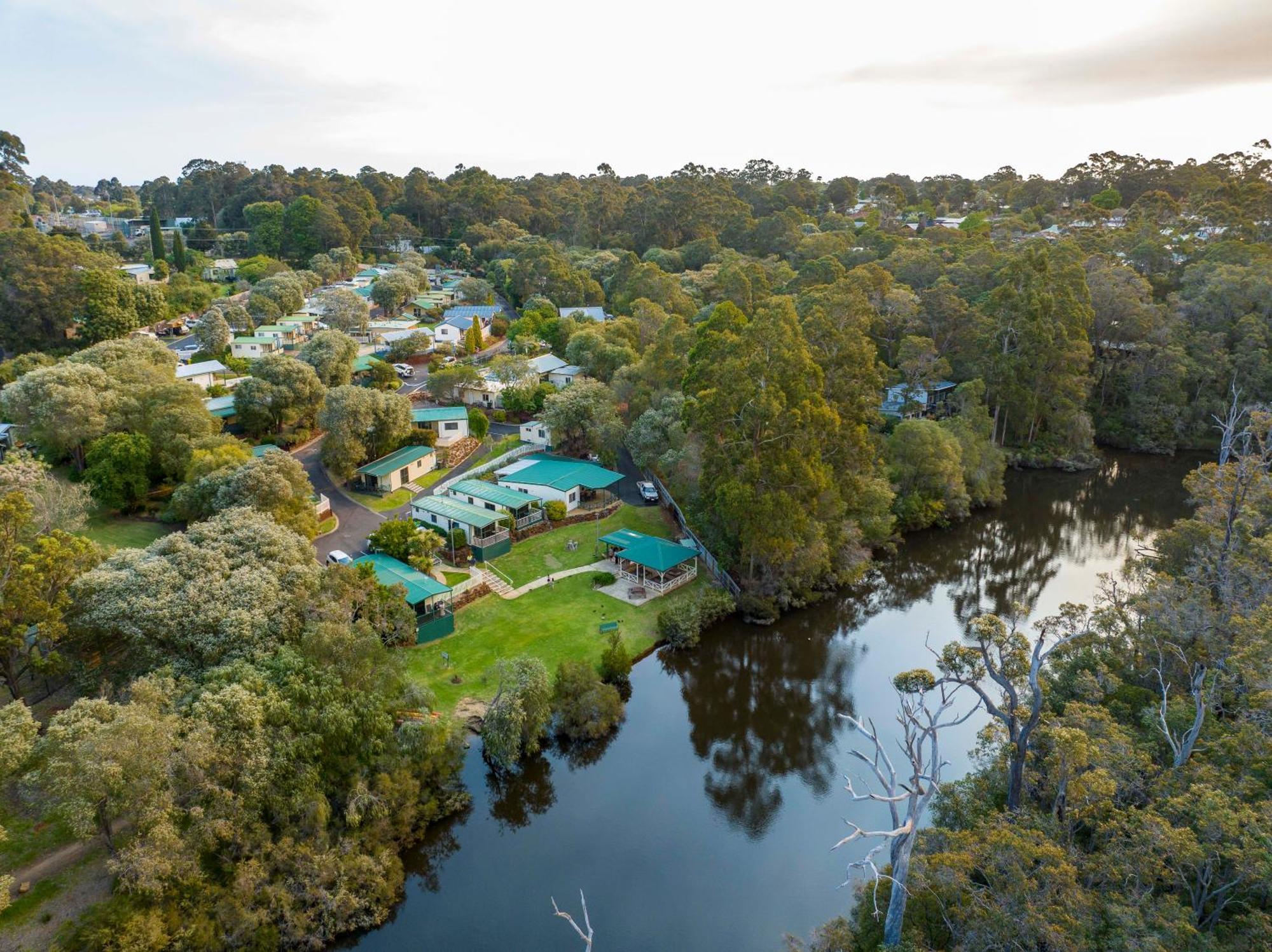 Riverview Tourist Park Маргарет-Ривер Экстерьер фото
