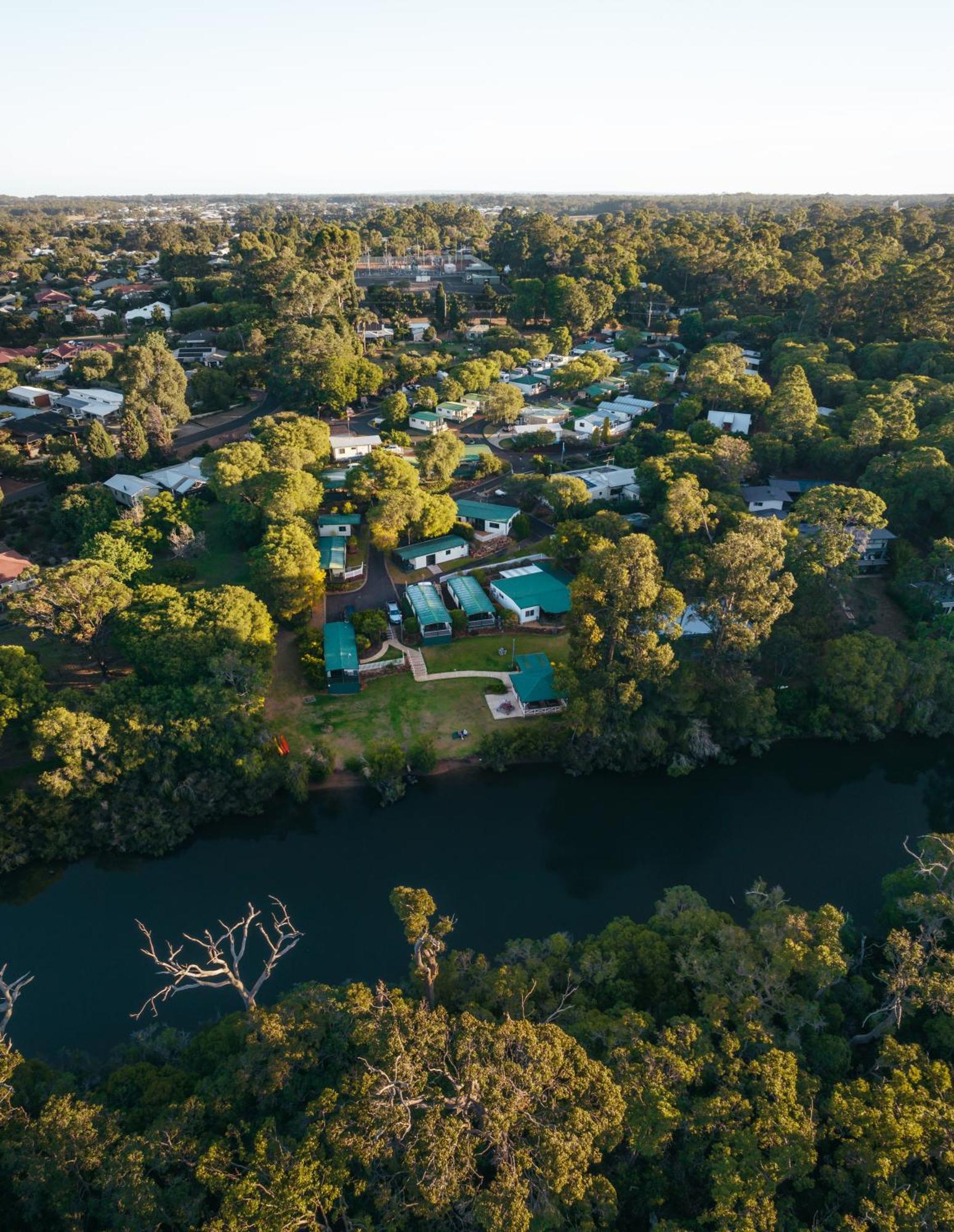 Riverview Tourist Park Маргарет-Ривер Экстерьер фото
